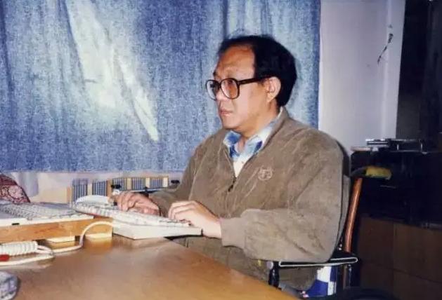 史铁生捐赠器官,史铁生器官捐献视频