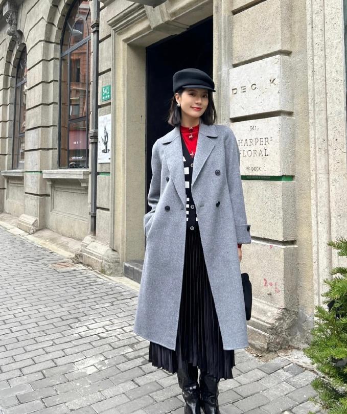 秋冬的洋气感穿搭一定少不了灰色,解锁灰色系高级穿搭穿出高级感