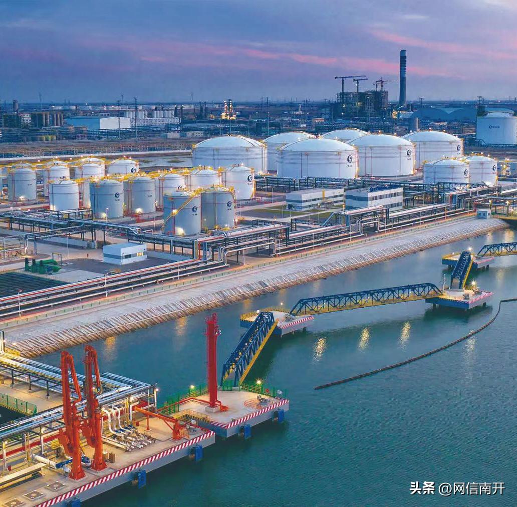 非凡十年|《天津日报》特别报道：天津经开区永立潮头谋新篇