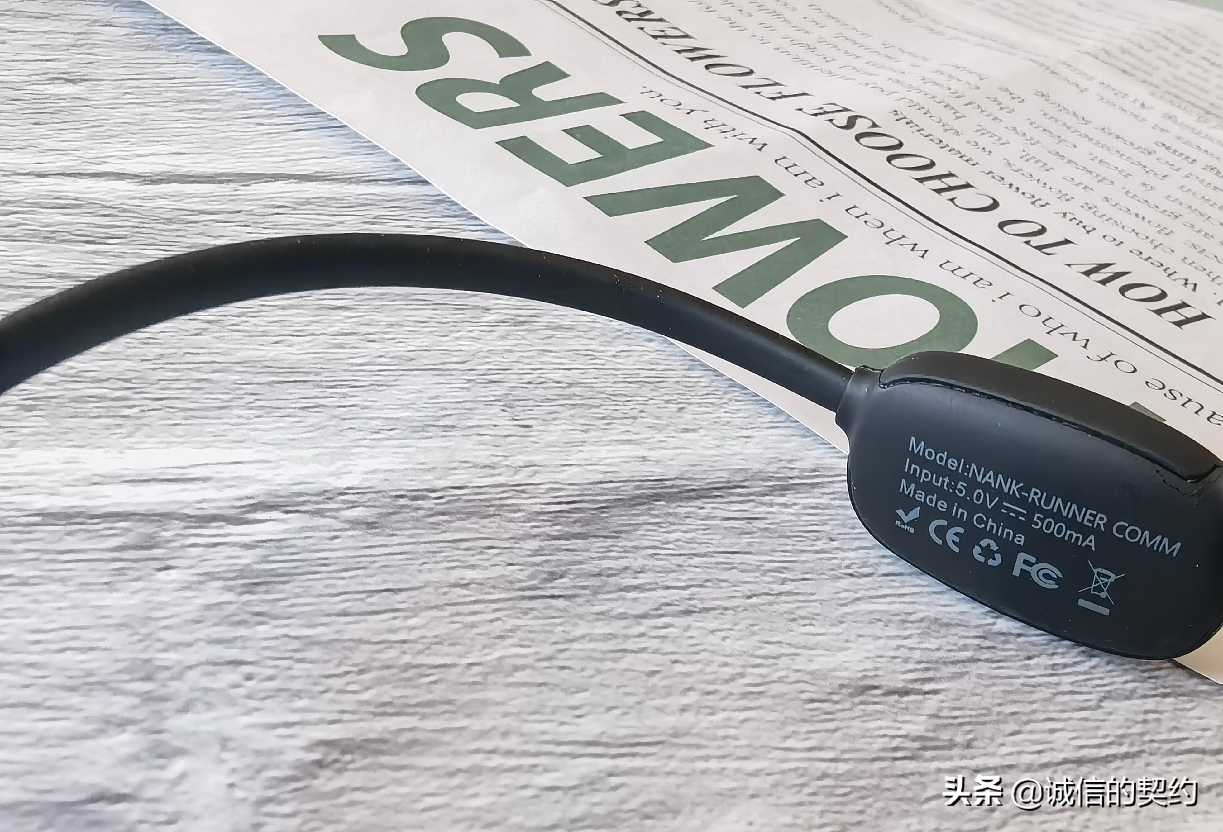 有麦克风的耳机用开mic吗,有了麦克风还需要扬声器吗