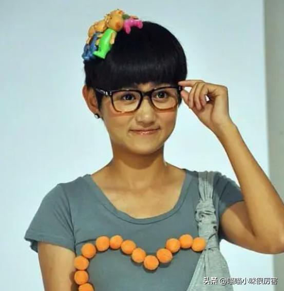 2005年李宇春什么歌夺冠,李宇春超女冠军是哪一天