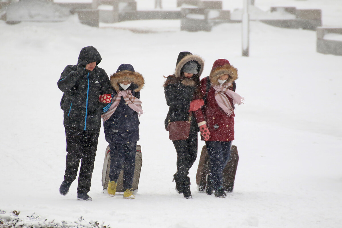 冬天过敏性鼻炎小妙招,过敏性鼻炎如何止住鼻涕