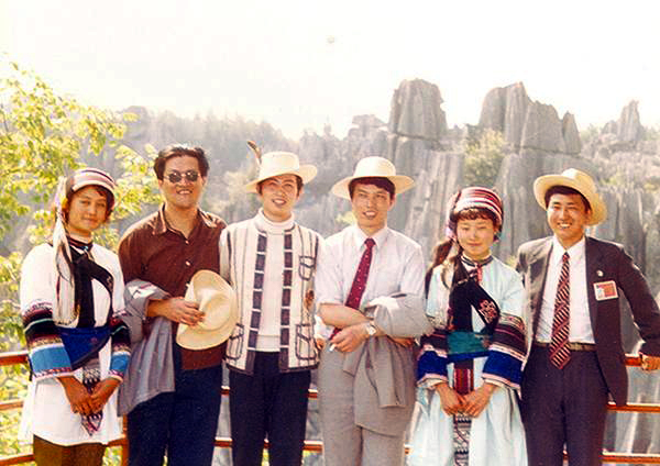 作曲家施光南简历,施光南死后遗孀现状