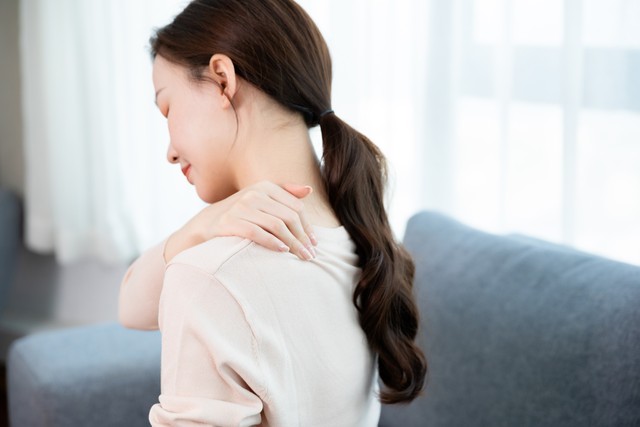 湿气重肩周炎如何针刺放血,风寒湿肩周炎正确的锻炼方法