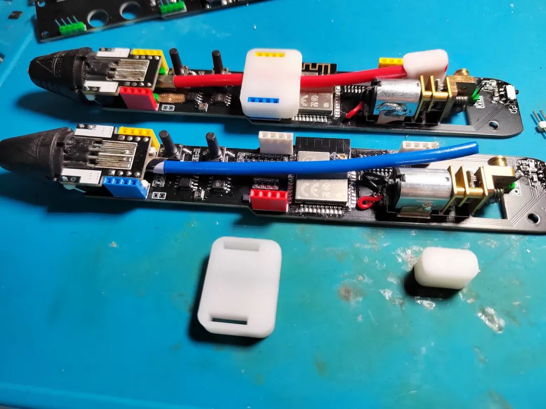 用3d打印笔自制一把98k模型,用3d打印笔自制鱿鱼面具