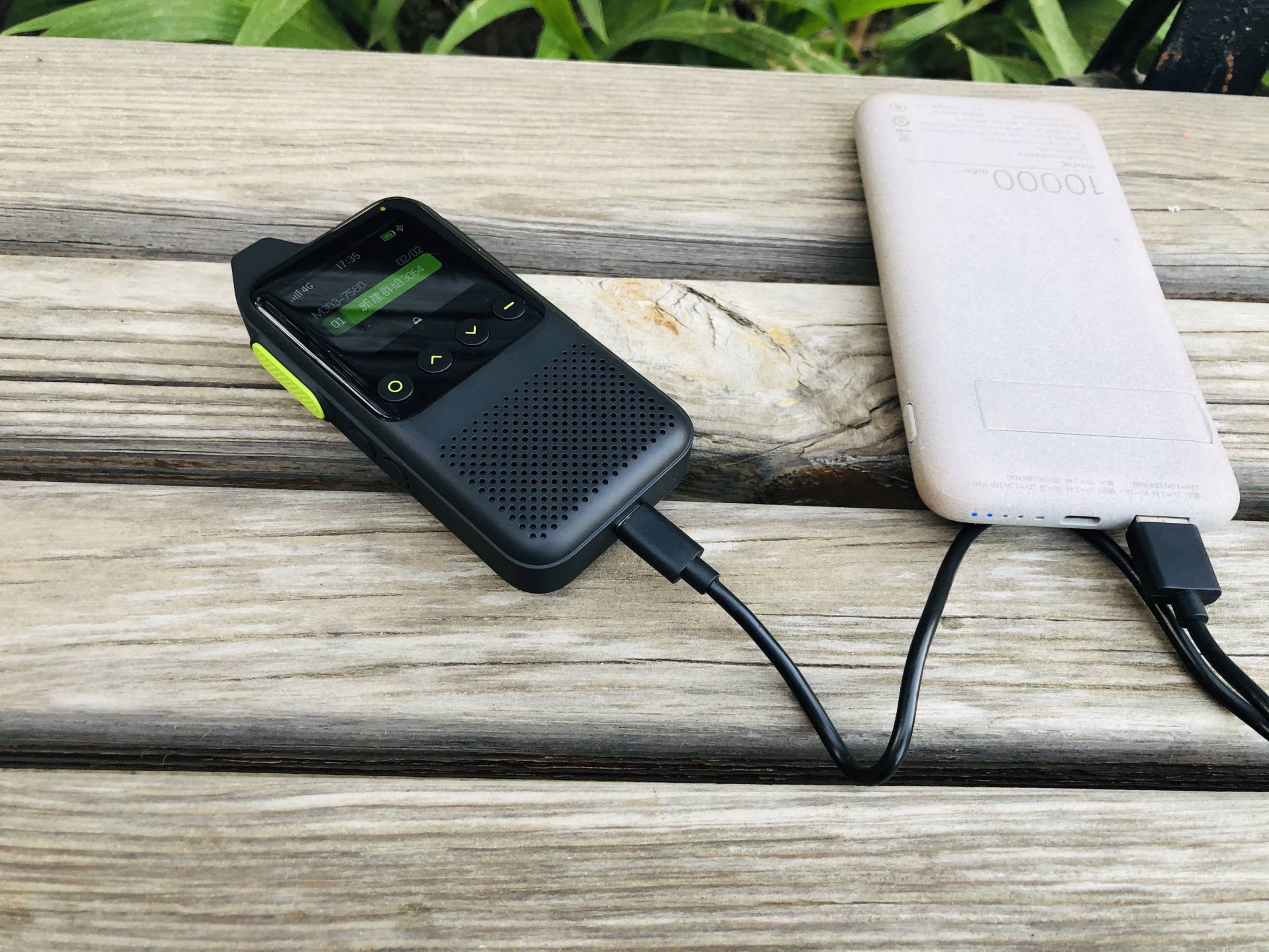 极蜂对讲机m303能连别的对讲机,极蜂m303对讲机使用方法