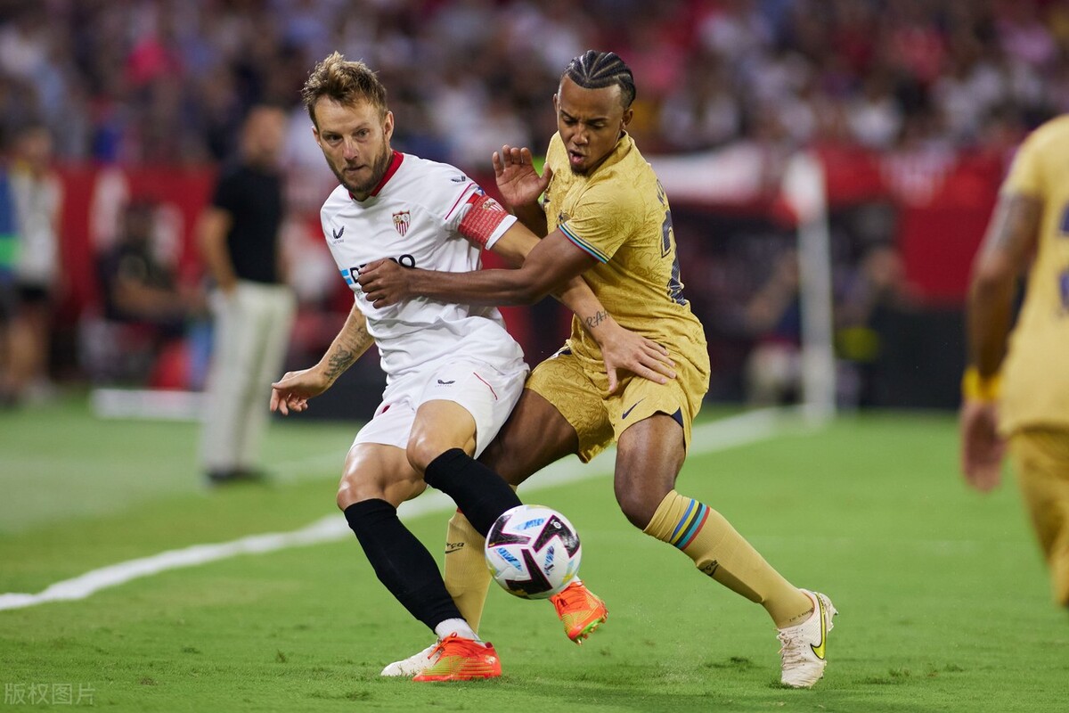 1998德尚带领法国夺得世界杯,世界杯最惨的人