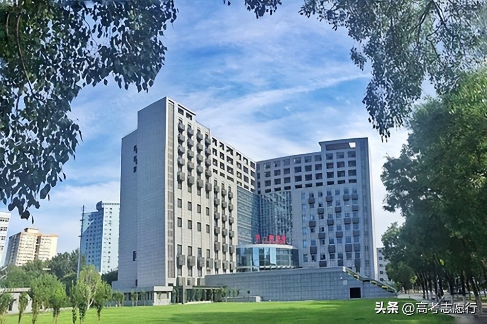 别看这所大学层次不高，高考录取分数很高，考取难度很大