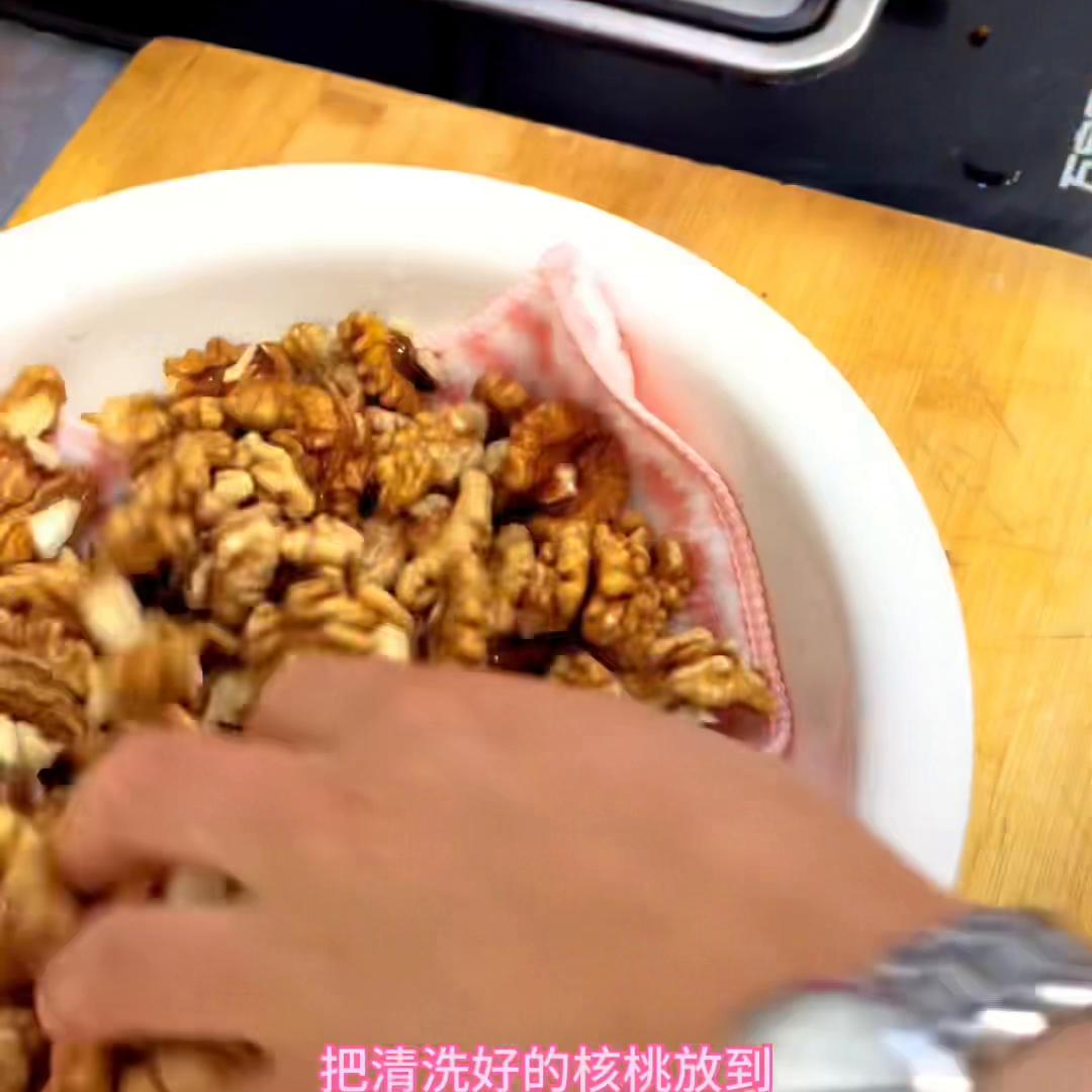 核桃便宜的能吃吗,核桃最新吃法你肯定没这样吃过