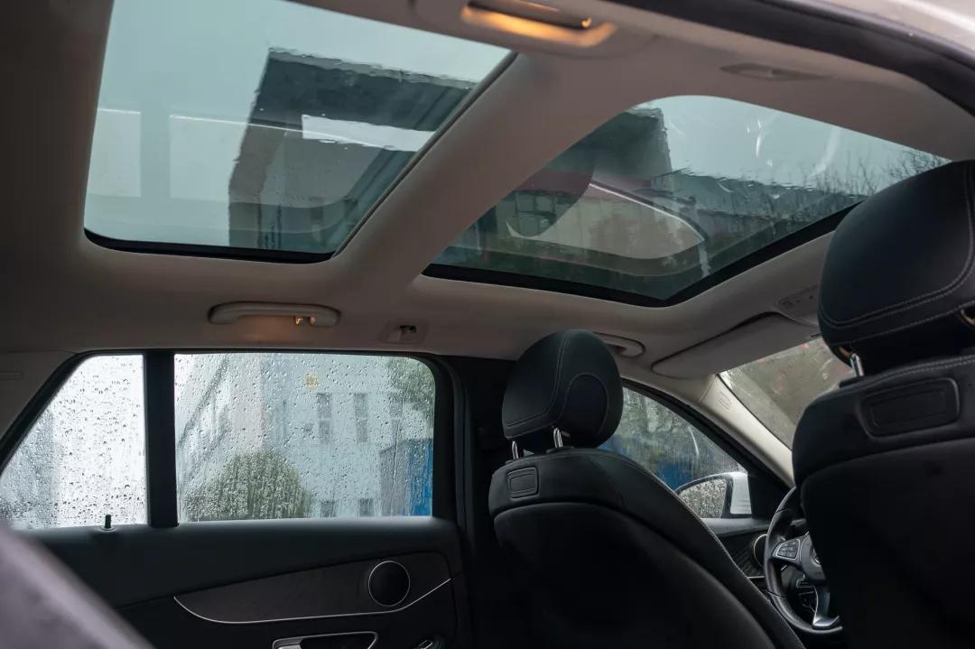 奔驰c200瓦罐6万公里二手价格,奔驰瓦罐c200