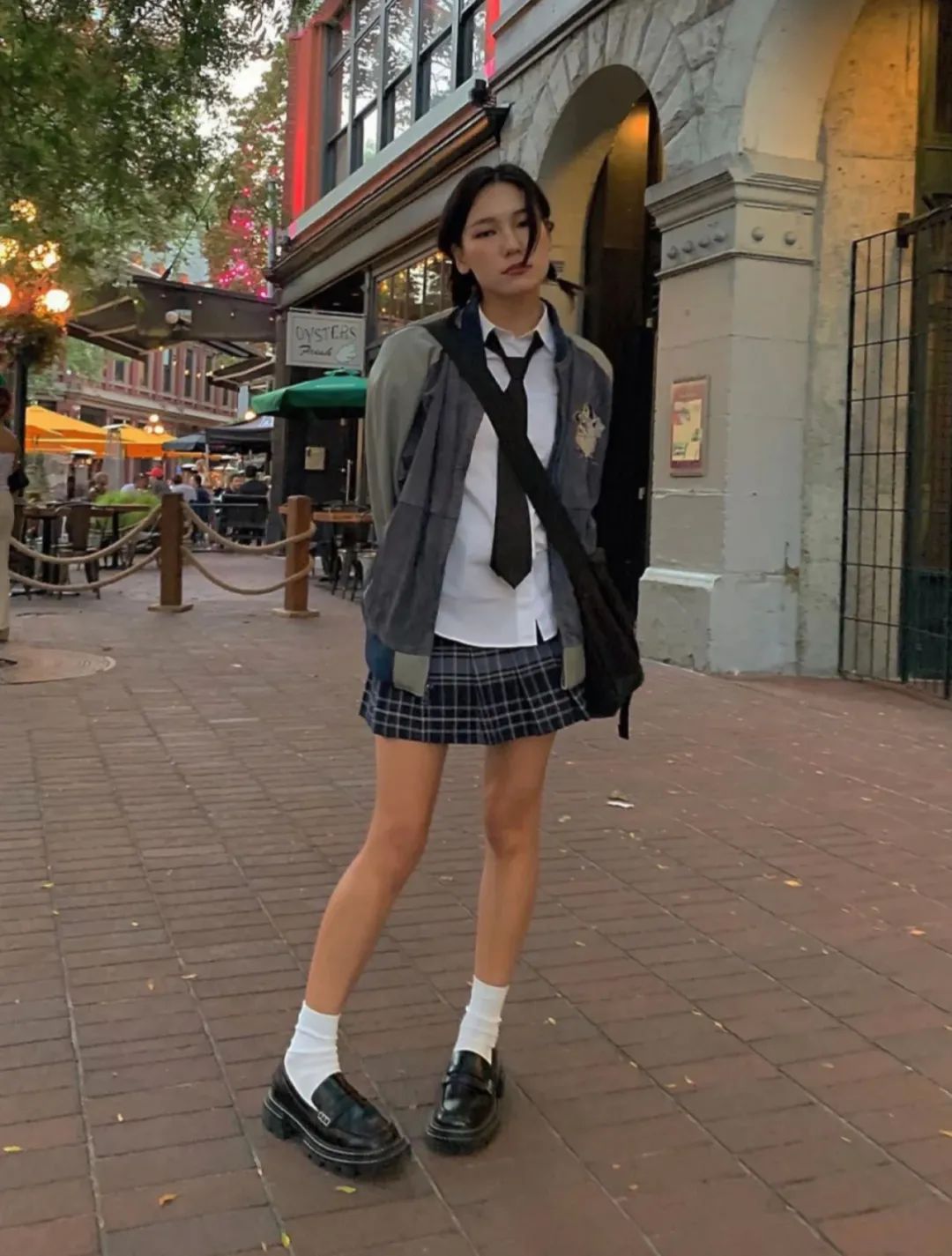 秋天就穿这5双鞋子高级又好看,秋天最值得买的20双鞋