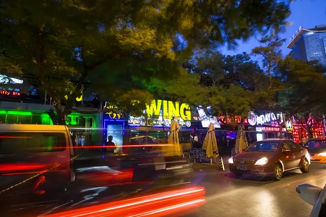 花70万买了辆车,花了70多万买了一辆车