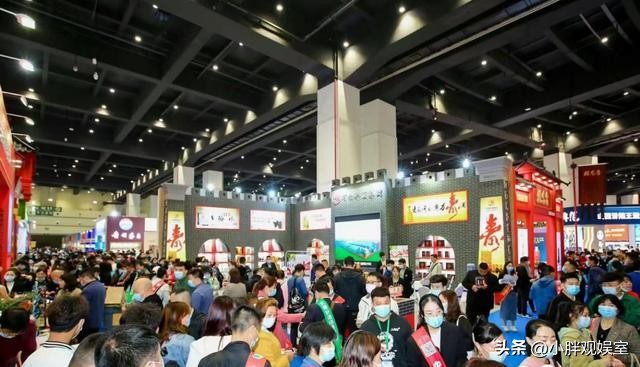 捡破烂赚钱真实案例,小伙子靠捡破烂竟赚了100多万