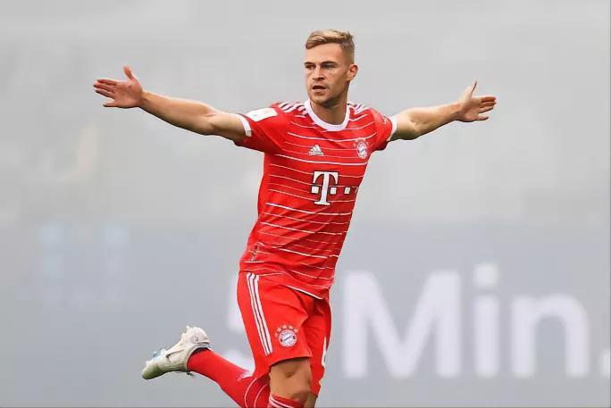 巴西足坛十大中场巨星,世界足坛十大中场