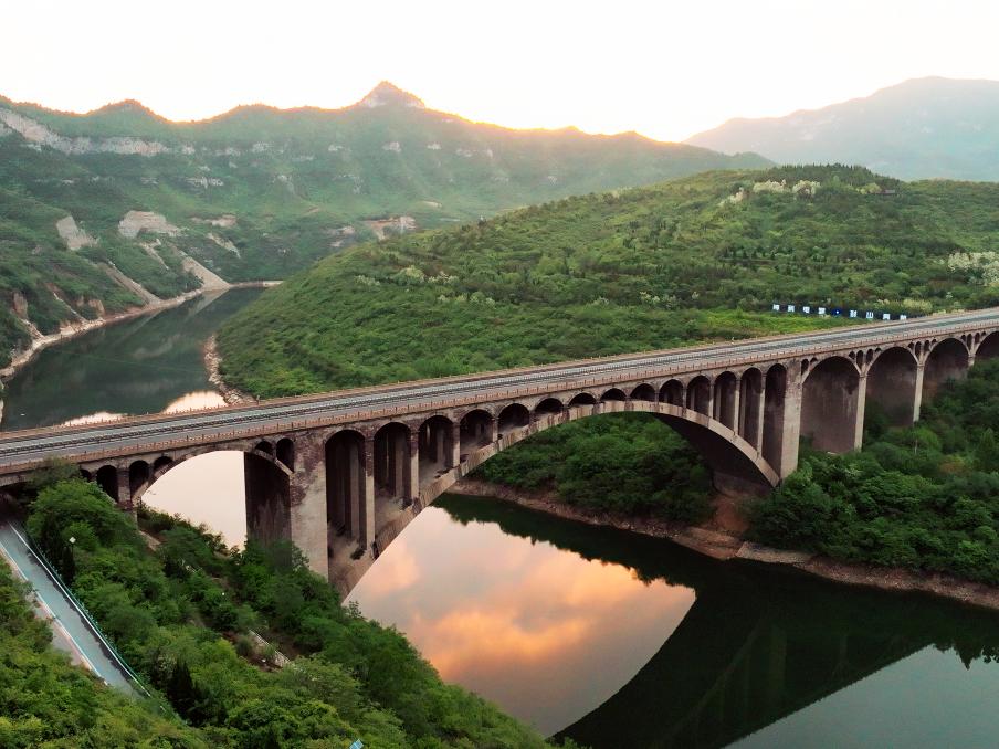 杩藉厜鎹曢,鎹曢杩藉厜