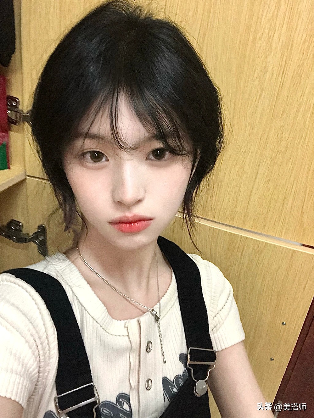 哪种类型刘海打理时不需要卷一下,各式刘海修剪法