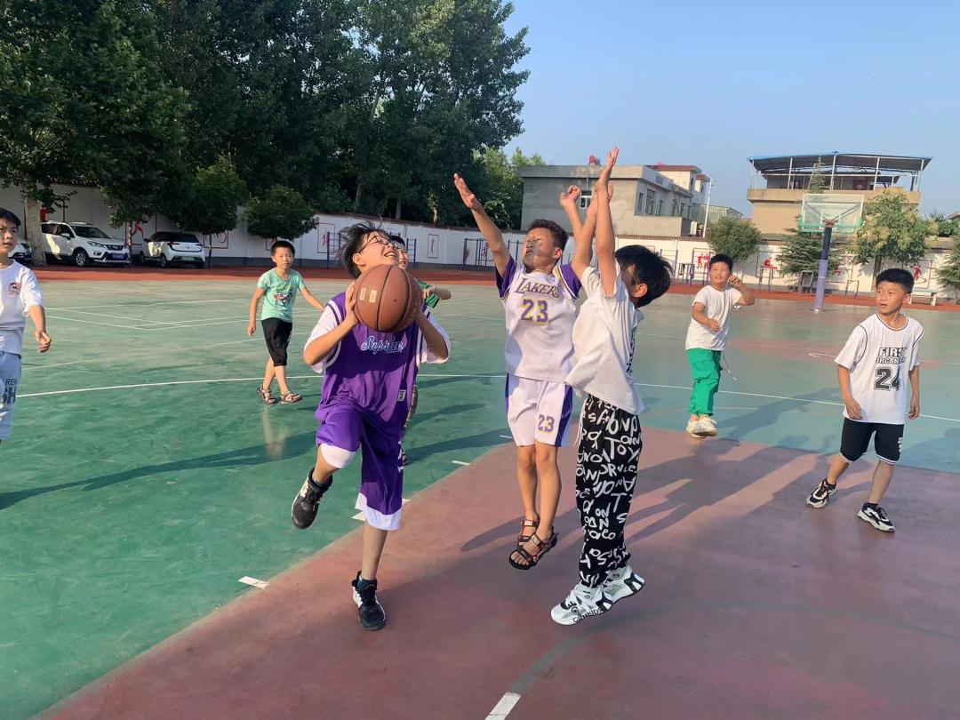 学校开展丰富多彩的社团活动,多彩社团活动增添校园活力