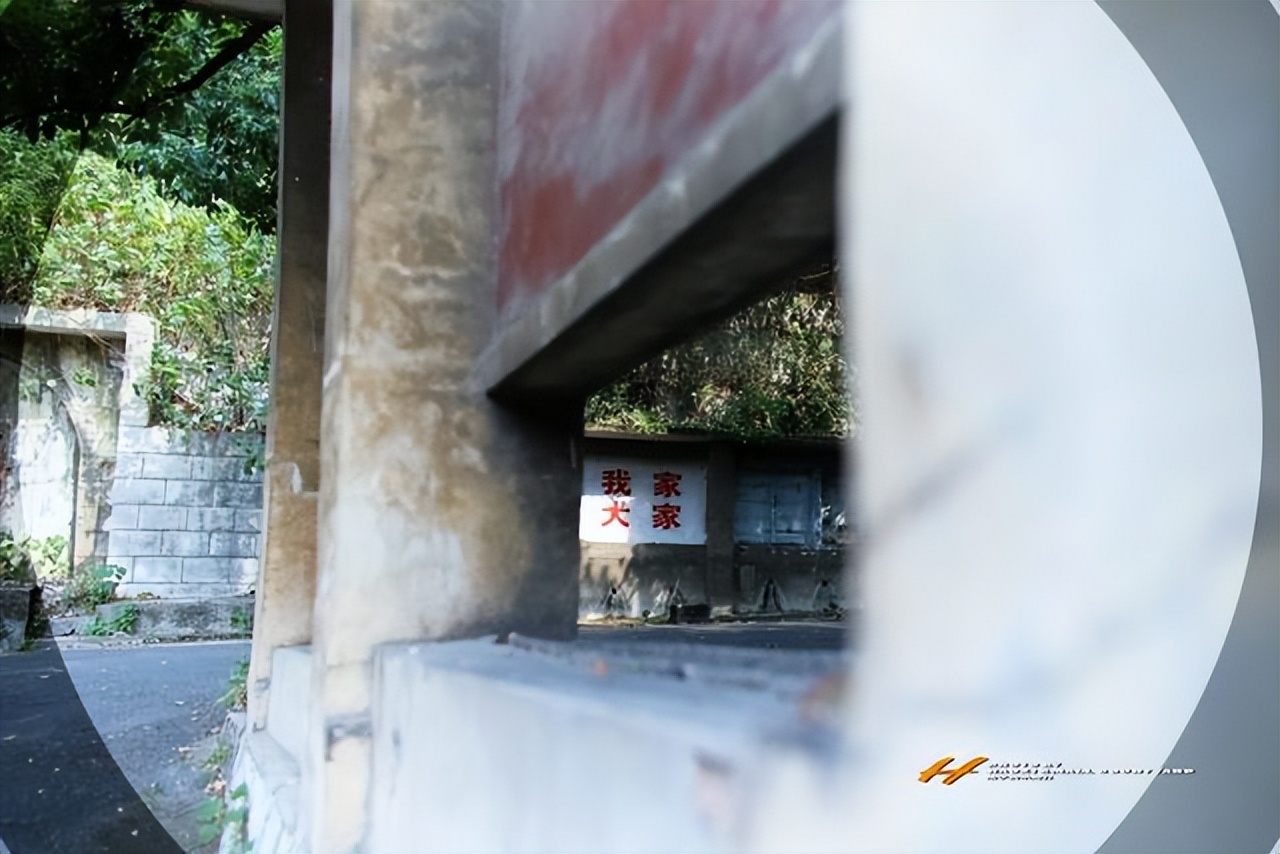 秋日出行，无意中遇见这家历史悠久的国营老工厂——邵阳电池厂