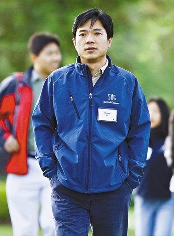 与谷歌分庭抗礼，投入超1000亿研发AI，百度李彦宏到底有何本事