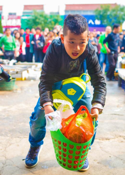 爸爸去哪儿石头天天,爸爸去哪儿石头康康