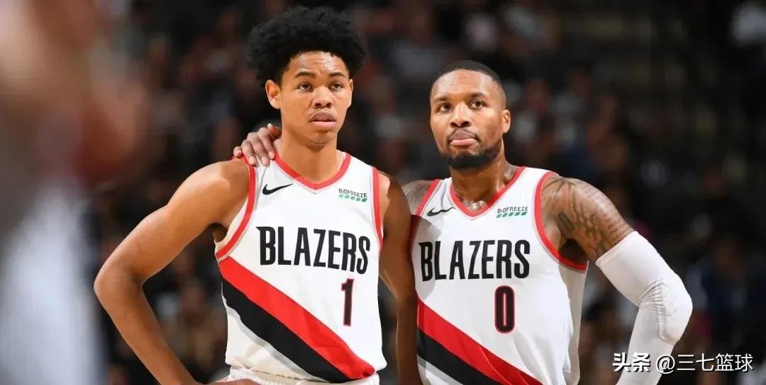 西部全明星后场首发,库里超新星