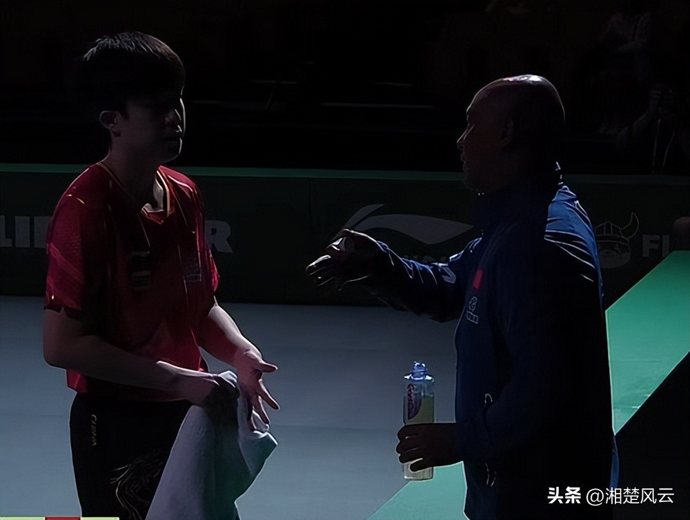 2022王楚钦对战瑞典,打疯了半场17投11中