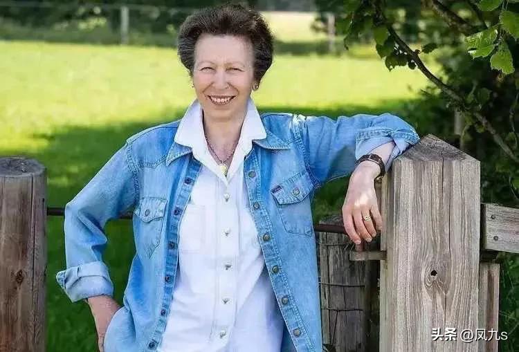 安妮公主性格冷酷,安妮公主穿旗袍比凯特有气质