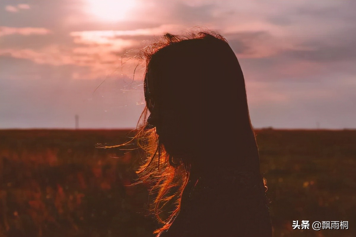 分手后女生独自过七周年纪念,分手后女生独自度过七周年
