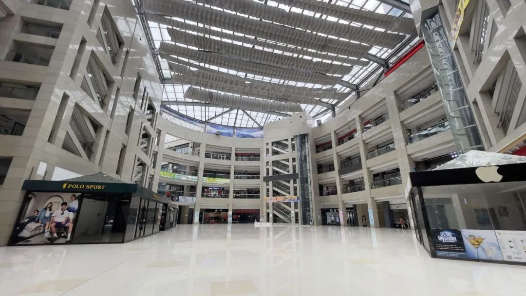 唏嘘！耗资7亿老牌商场或倒闭，巨量店铺闭门歇业！