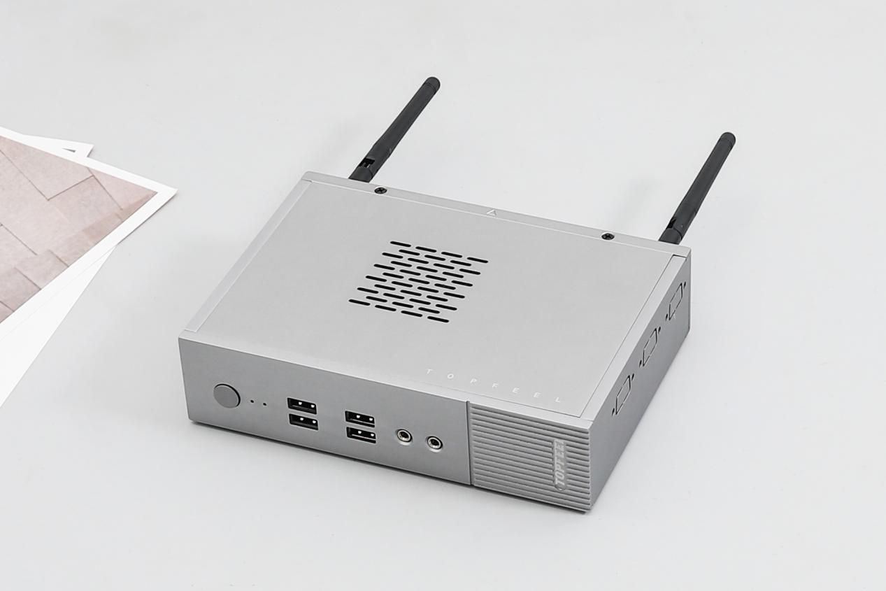 这才叫“多屏”最强电脑！极夜8110m微型小主机：一机四屏够不？