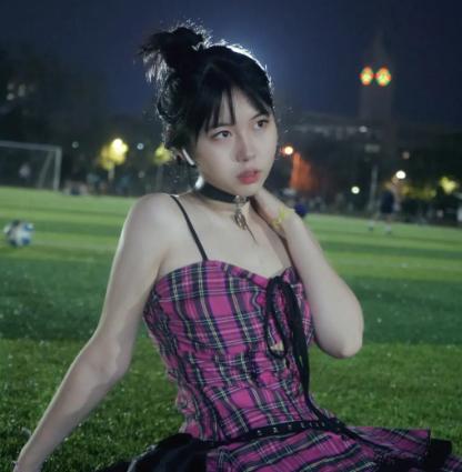 淮阴工学院回应网传女生劈腿,淮阴师范学院女生劈腿事件