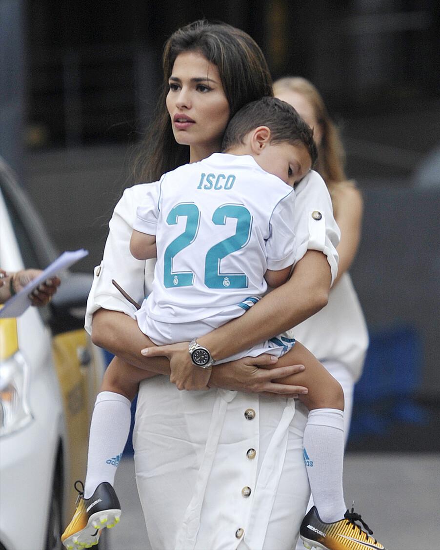 卡塔尔世界杯西班牙太太团来袭,卡塔尔世界杯球星们的豪华太太团