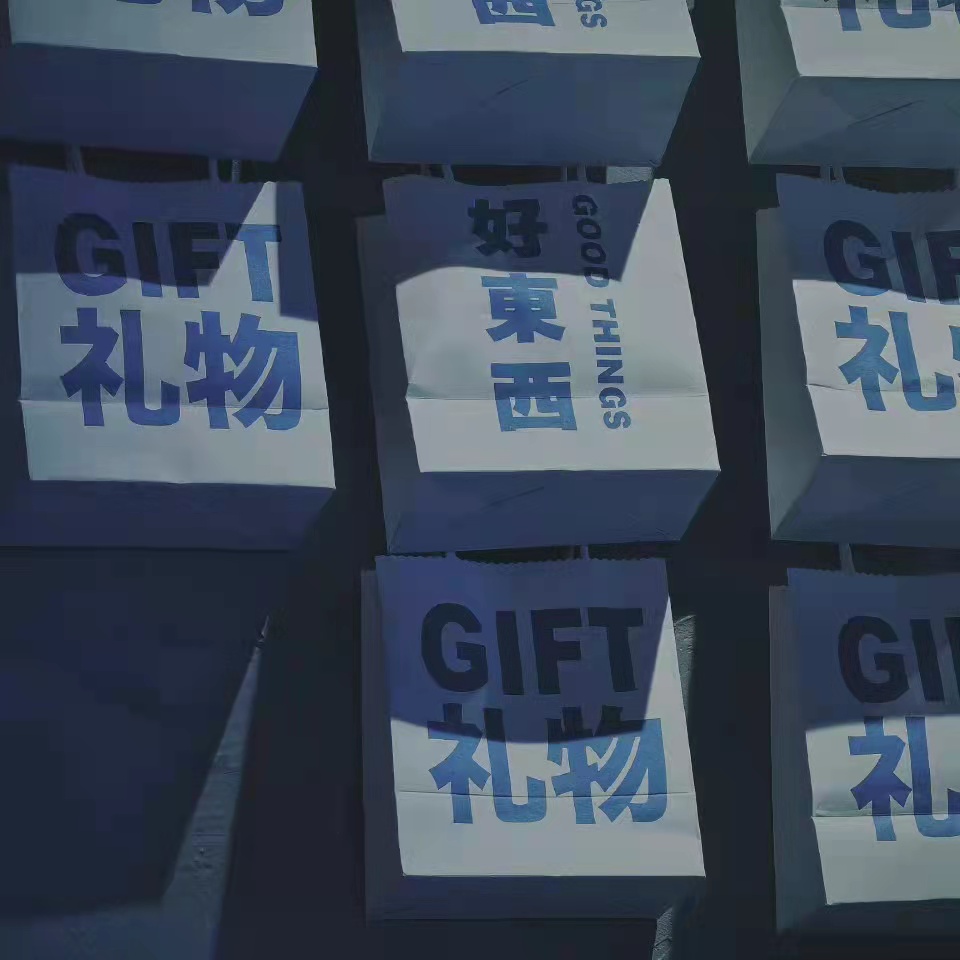 让人沉默的经典文案抖音,让人瞬间沉默不想说话的文案