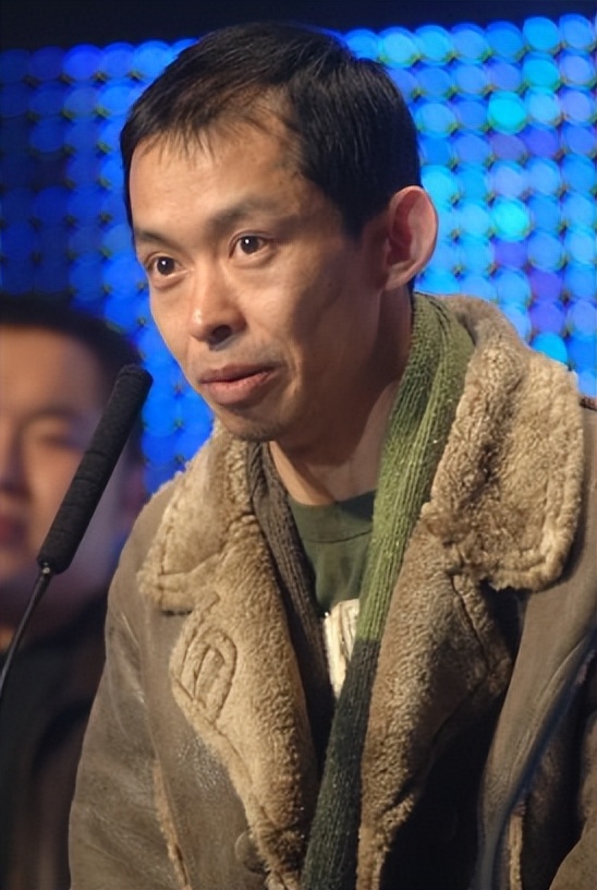 电影疯狂的石头搞笑片段,搞笑喜剧片疯狂的石头