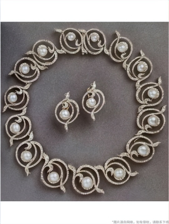 英国皇室珍珠复古手链,英国皇室手链