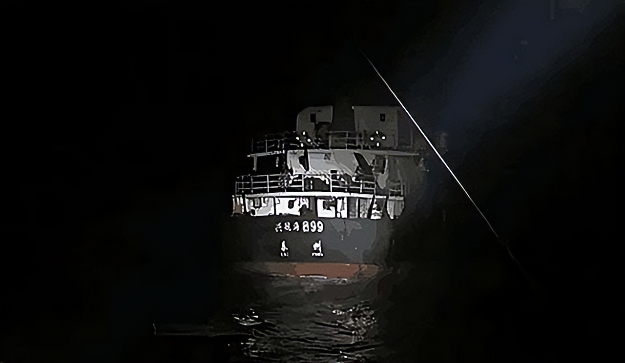 东海渔民发现空无一人的游轮,18年一渔民在东海发现豪华游轮