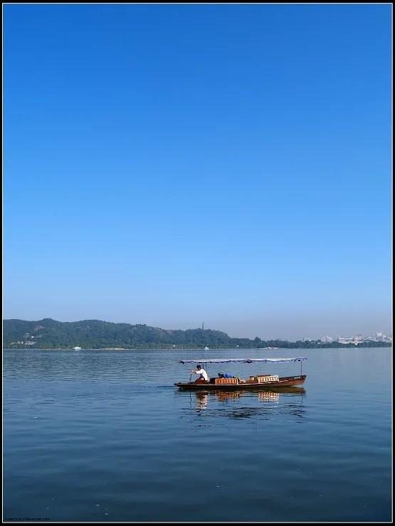 西湖美景图片真实壁纸,杭州西湖风景壁纸全屏