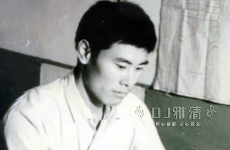 导演王潮歌的父亲是王蒙吗,导演王珈现任妻子