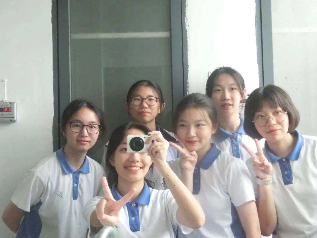 学生军训裤,从军训服到学士服