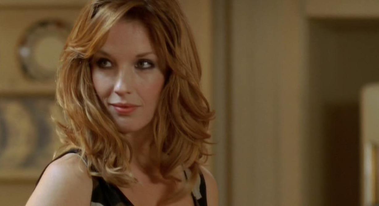 黄石第1季凯利蕾莉角色,电视剧黄石贝斯的扮演者凯利蕾莉