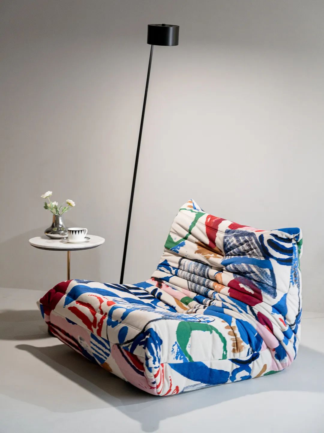 影视中经典家具设计,一套惊艳的家居单品