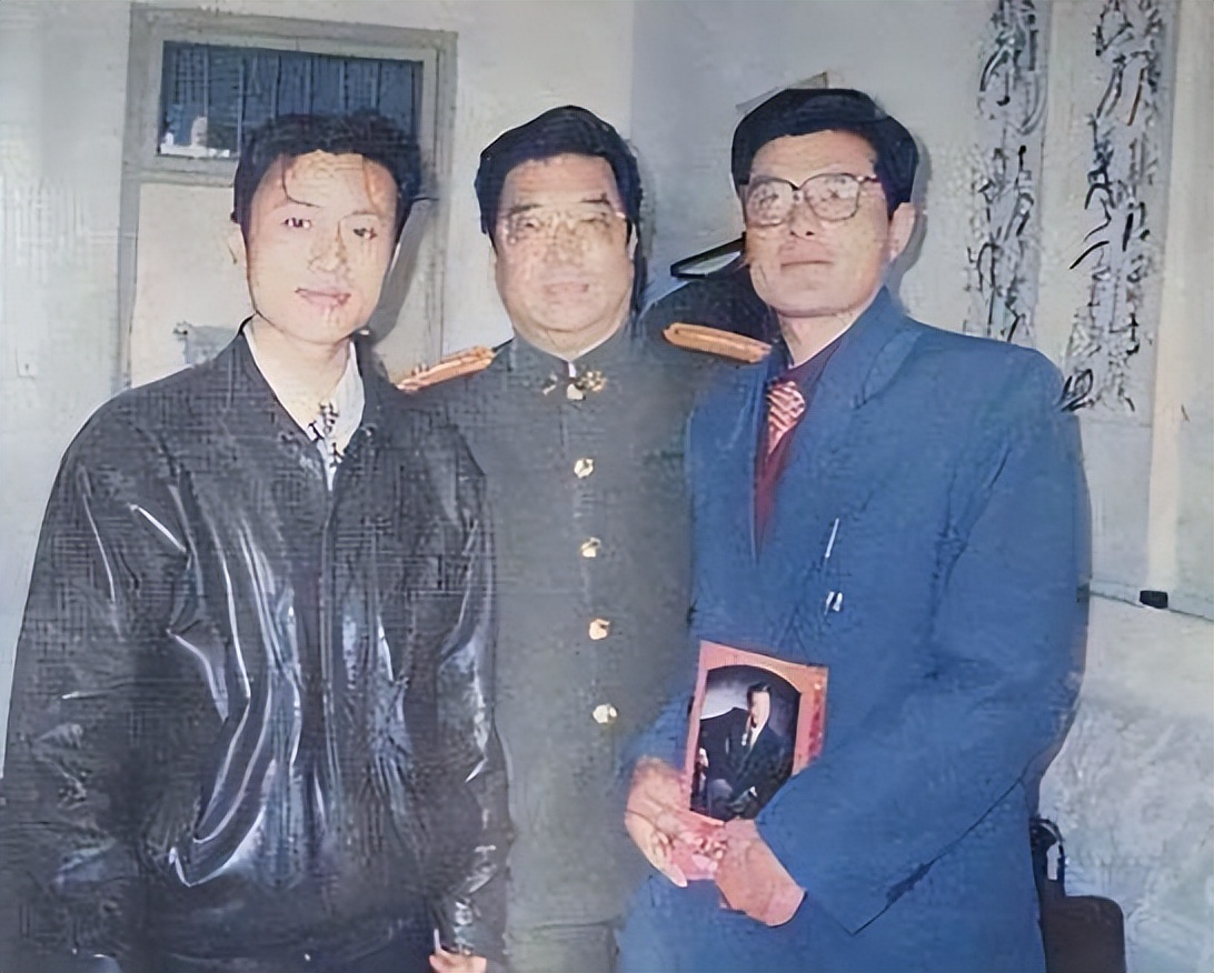 李双江退休养老金事件,李双江每月三十万退休金