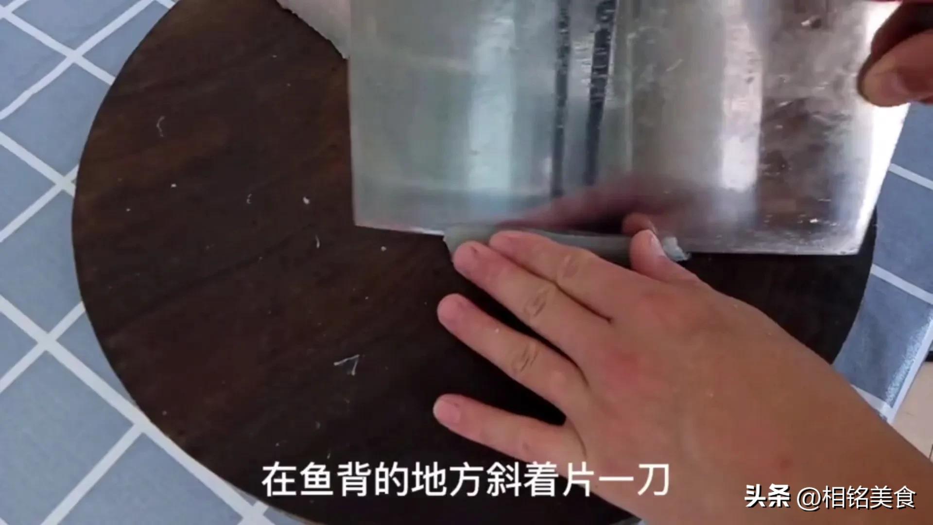 草鱼如何去骨去刺小窍门,草鱼去鱼骨怎么去小刺