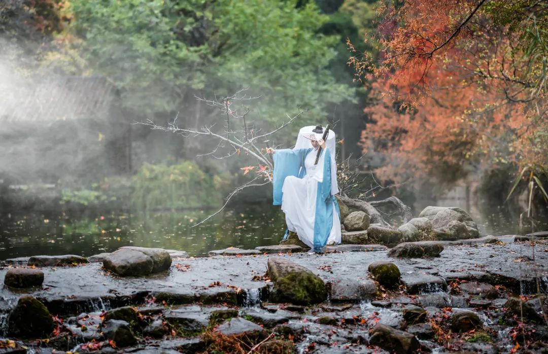 苏轼最失意的诗句却治愈了所有人,苏轼晚年孤独的诗四句