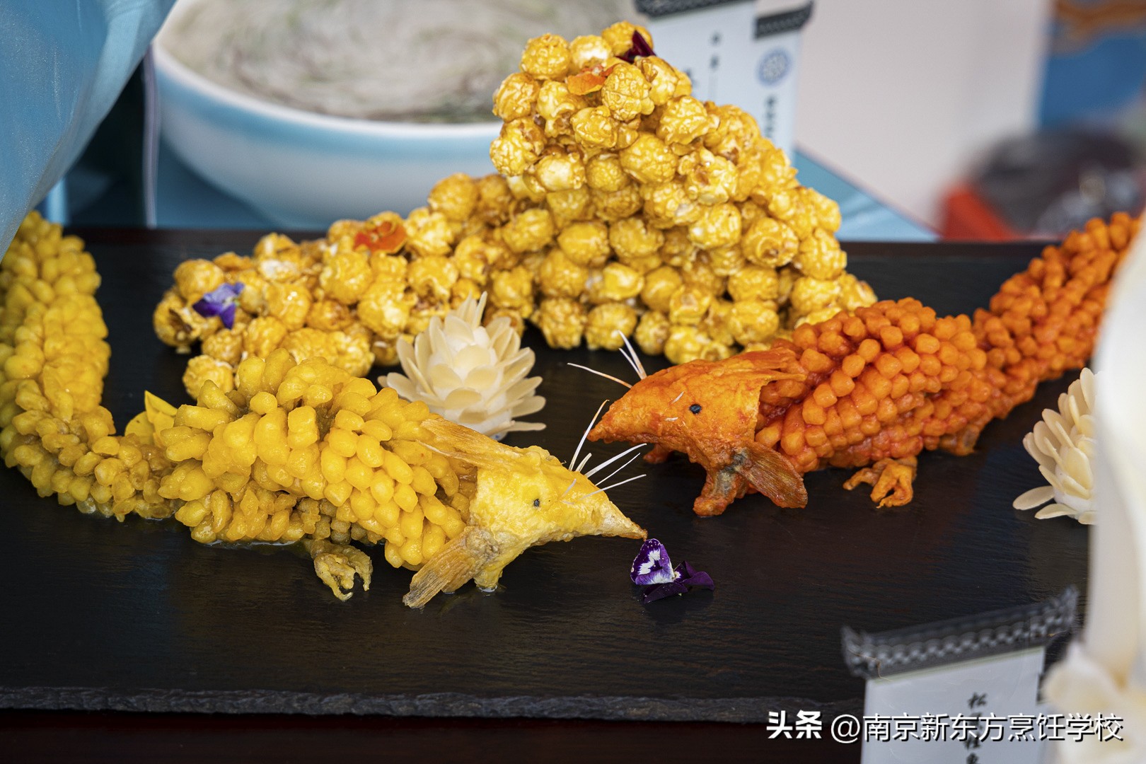 中餐宴会菜品展示,中餐宴会摆台展示酒水