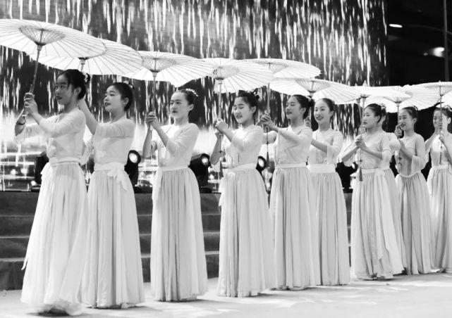 湘潭江声实验学校18届,湘潭江声实验学校教育宣传片