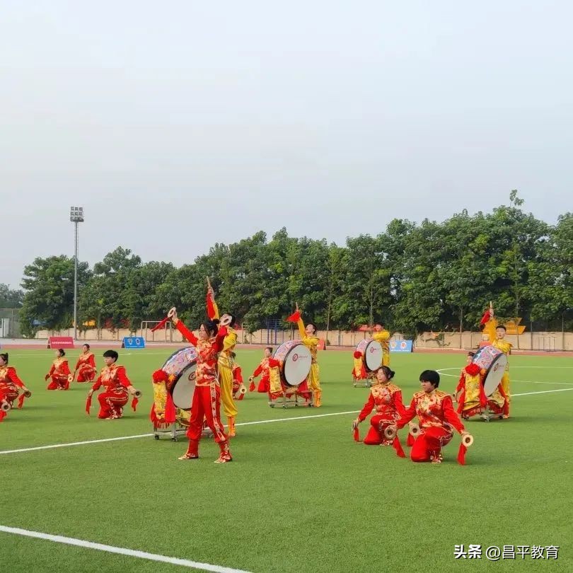 这个暑假,小小足球再叙京蒙情