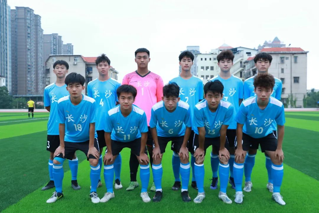 中国u14足球2-1击败对手,长沙国足1:0胜韩国队赛后