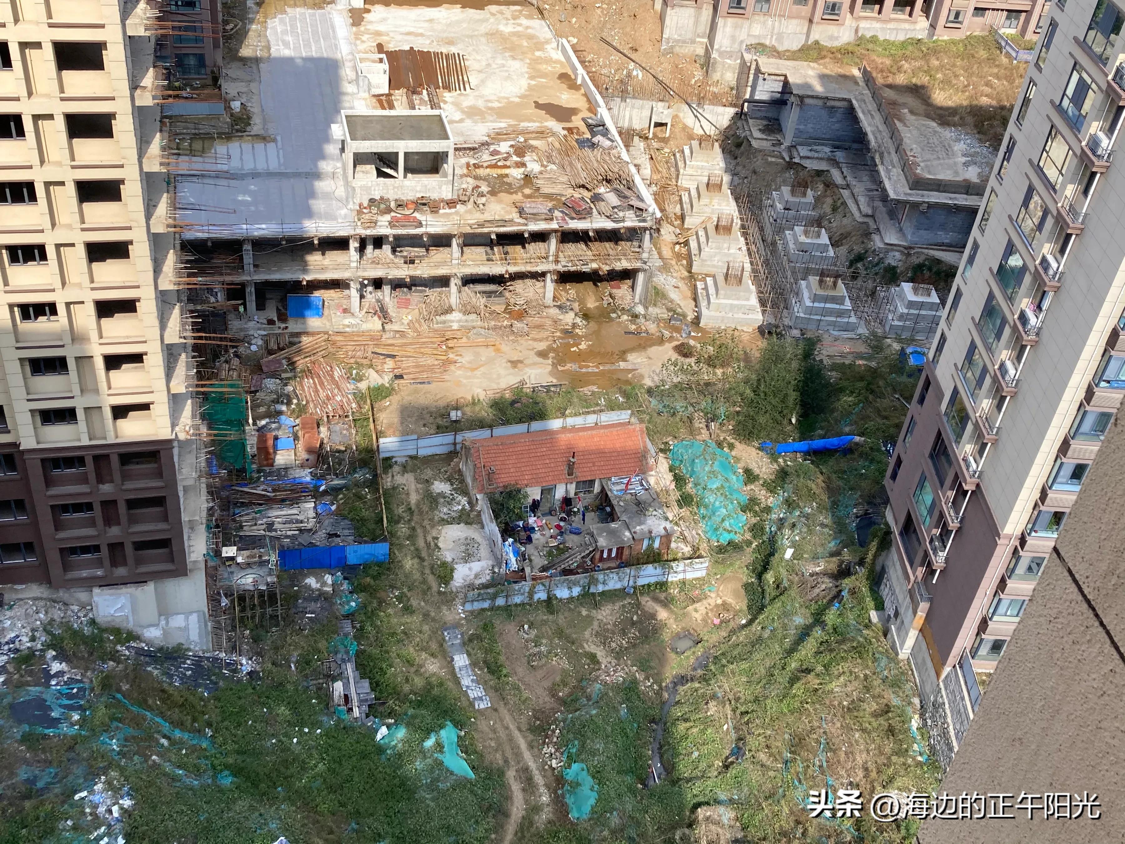 11年的极限拉扯，烟台天籁花园的大坑有望填上了