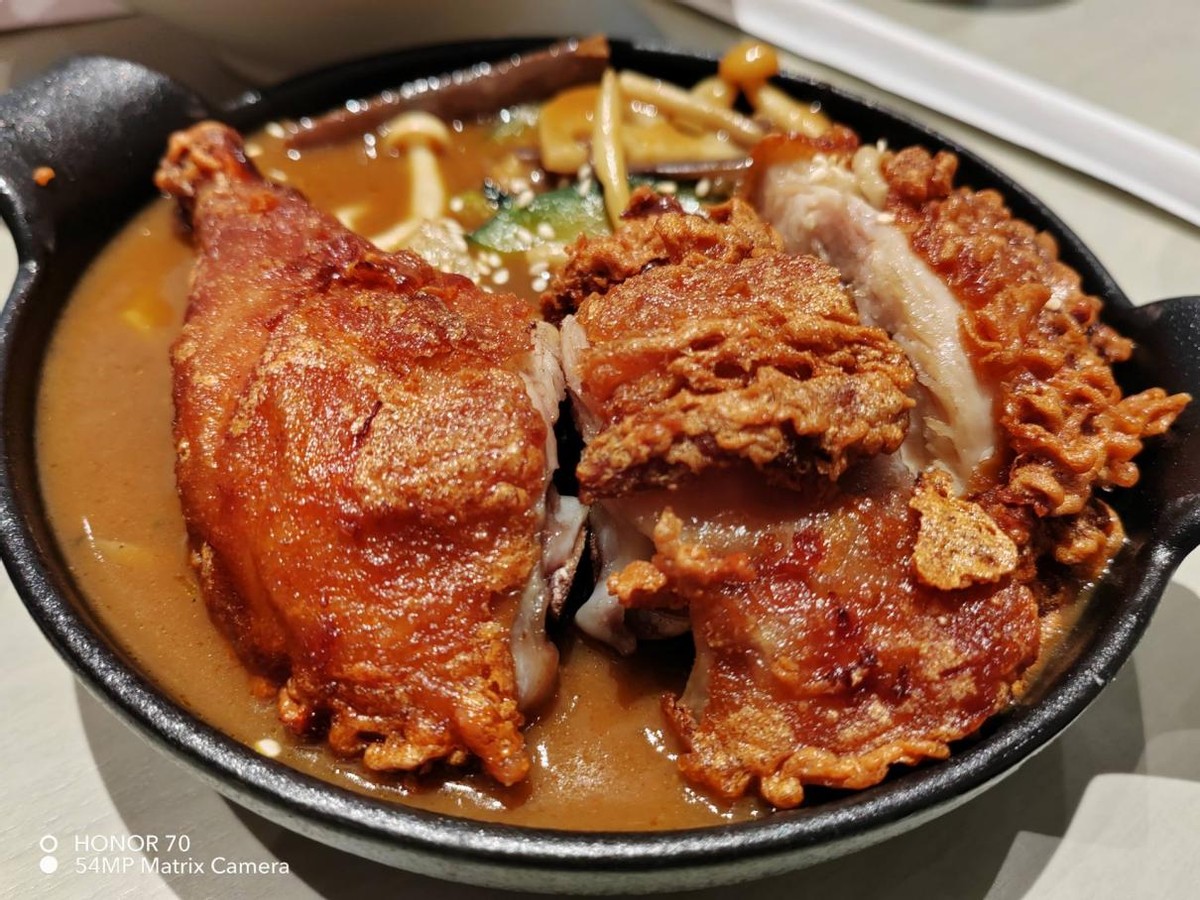 2799元荣耀手机,荣耀70系列正式发布售价2999起